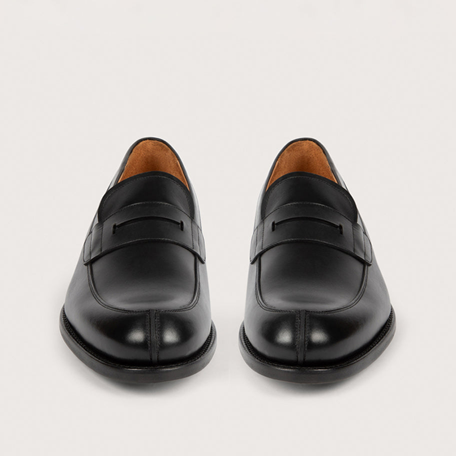 LILIUM Black Box Leather